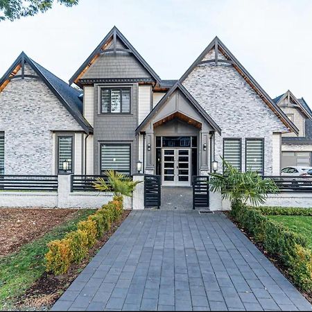 T&T Lodge Surrey Luaran gambar
